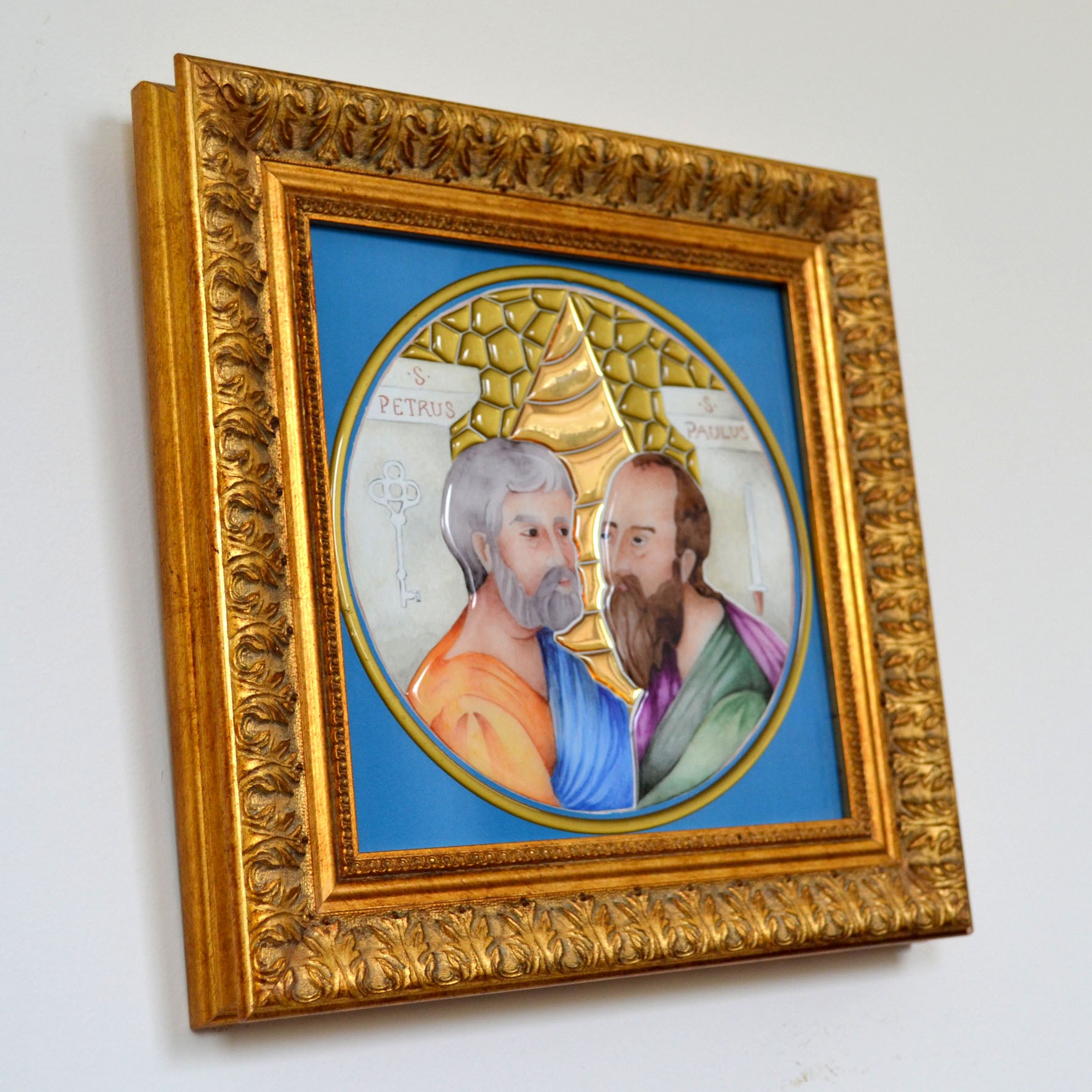 Hl. Petrus und Paulus mit modernem Hintergrund